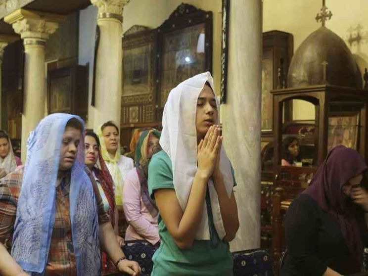 Egitto, cristiani meno sicuri sotto al-Sisi