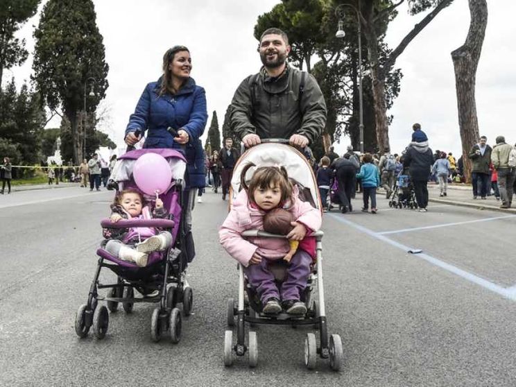 Unioni civili, il dovere di tutelare chi nasce