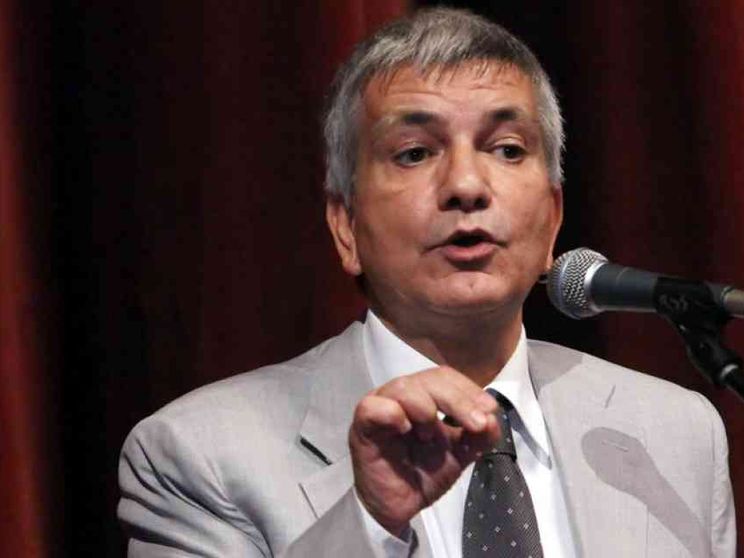 Vendola, la nascita di Tobia è un caso politico 