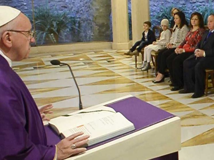 Il perdono senza limiti di Dio che “dimentica” i peccati