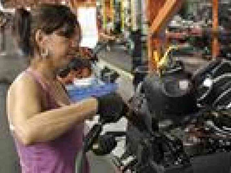 In Italia migliaia di donne con un lavoro da uomo