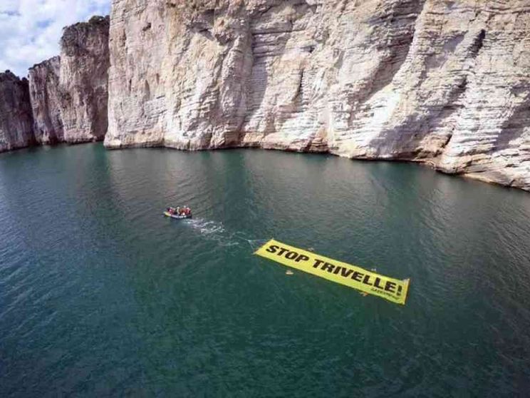 Trivelle in mare, la voce della Chiesa