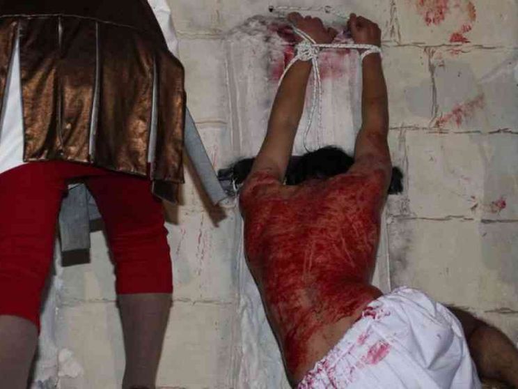 Il ritorno della "Passione" nella Grecìa salentina Le pene di Cristo e di Maria in un canto di questua