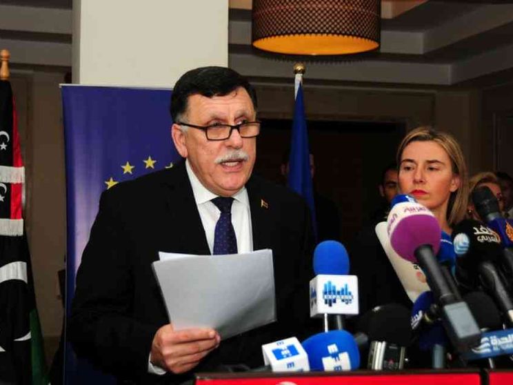 Arriva via mare il governo della Libia