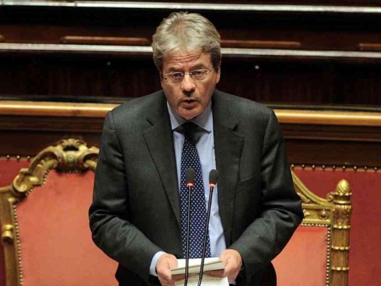 Regeni, Gentiloni: il Cairo collabori o «misure»