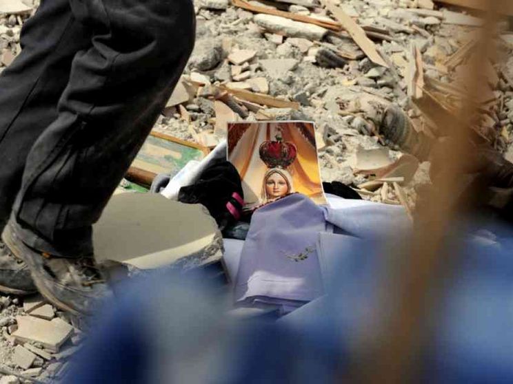 Riecco l'Aquila (ma torni vecchia)