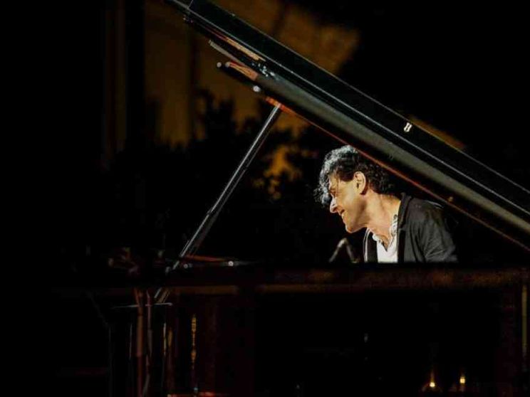 BOSSO, lezioni di musica e di vita 