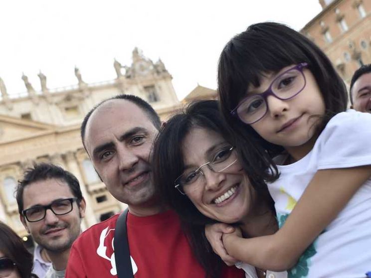 Coppie e famiglie, l'Esortazione del Papa «Non condannare, ma integrare tutti»