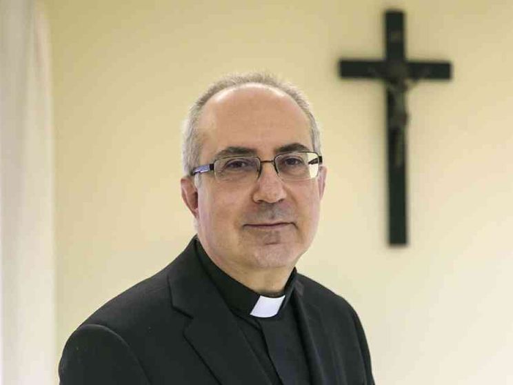 Il «parroco» del Papa diventa vescovo a Roma