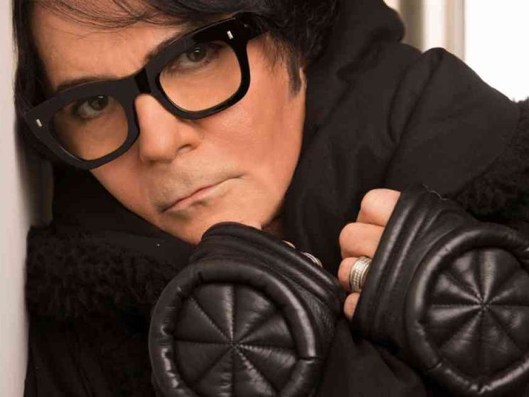 Ritorna Zero per cantare i giorni nostri