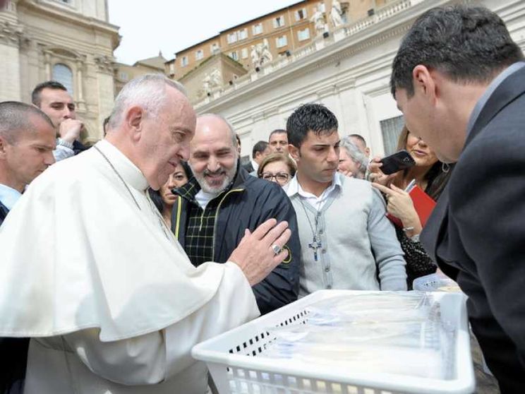 Le ostie dei carcerati di Opera per Papa Francesco