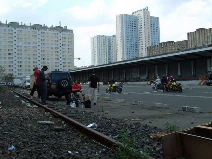 Viaggio nelle tensioni sociali che agitano Parigi