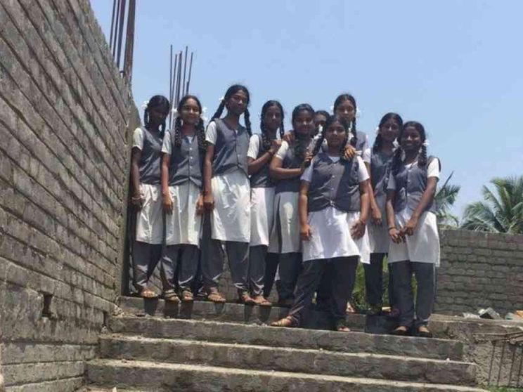 Gemellaggio tra bambini: così rinasce una scuola in India