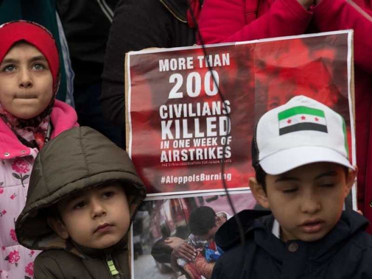 Bombe su Aleppo. L'Onu: stop alla guerra