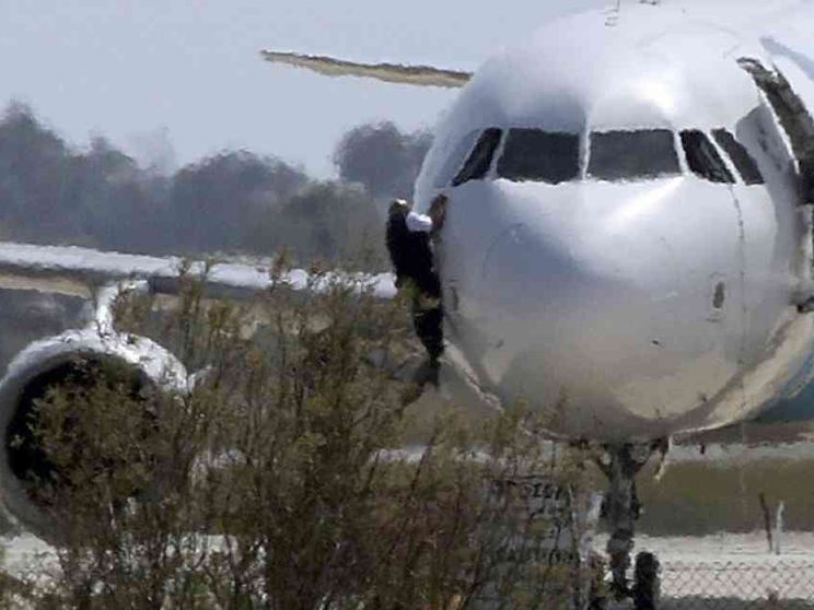 Egitto, i precedenti voli dirottati e fatti esplodere 