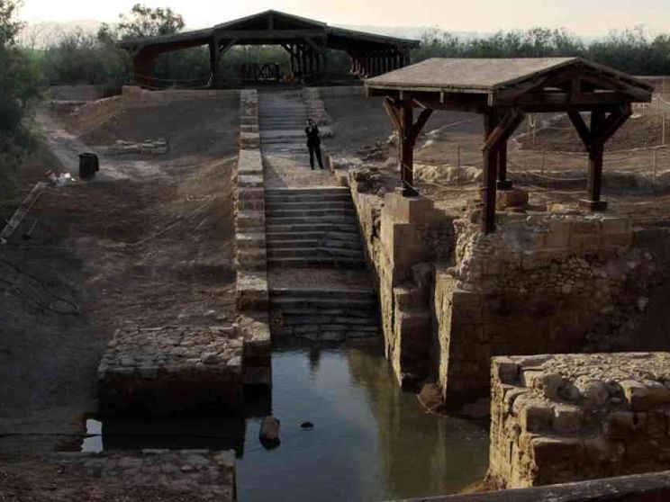 Waheeb, archeologia tra le guerre