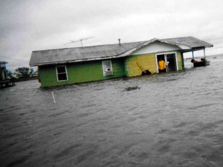Dai ghiacci che si sciolgono i primi profughi Usa