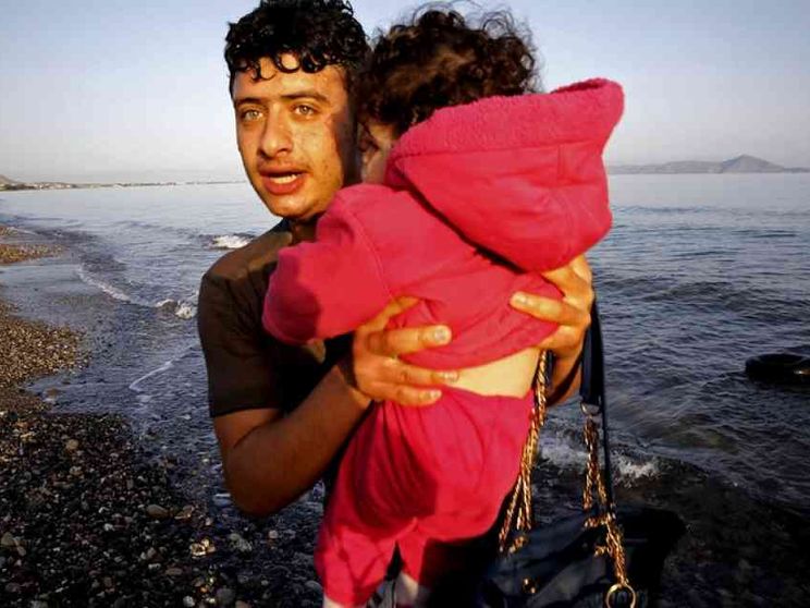 «Così i poliziotti turchi rapinano i profughi»