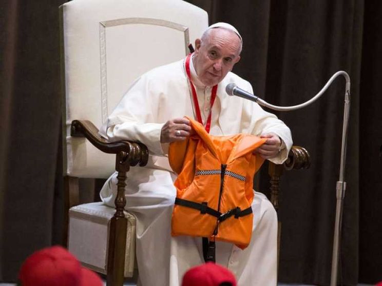 Papa Francesco ai bambini: «I migranti non sono un pericolo, sono in pericolo»