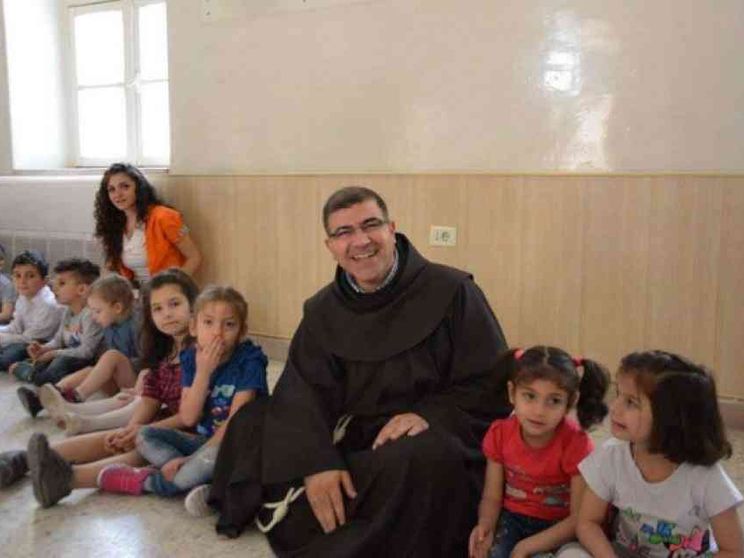 Una luce bambina nella notte di Aleppo