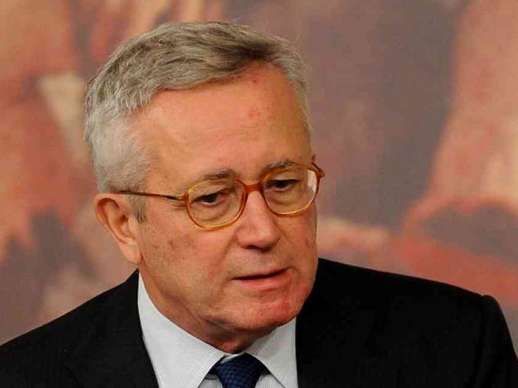 Tremonti: «Per l'Unione soluzione confederale»