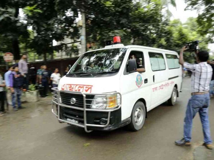 Il blitz per salvare gli ostaggi Salvo chi recitava il Corano