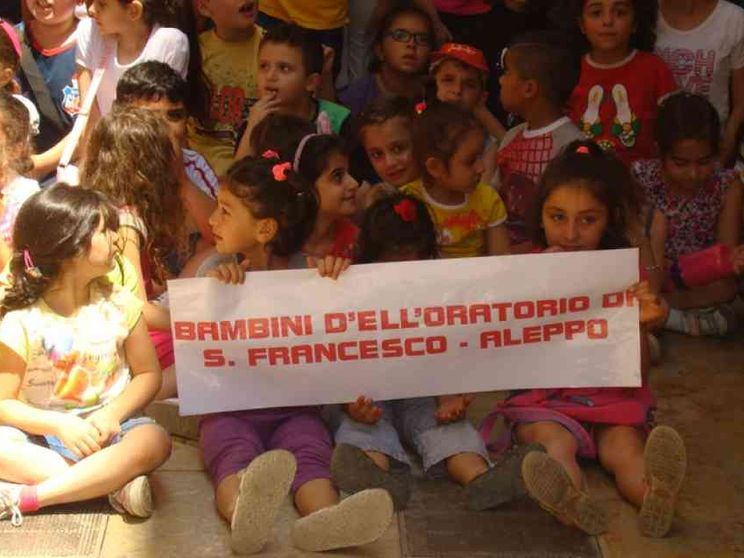 Aleppo, le bombe fermano l'oratorio estivo