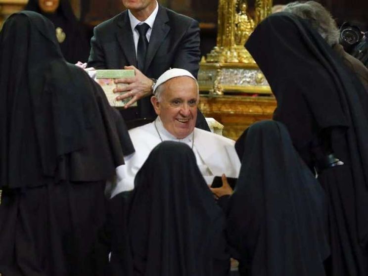 Papa alle suore: «La Chiesa ha bisogno di voi»