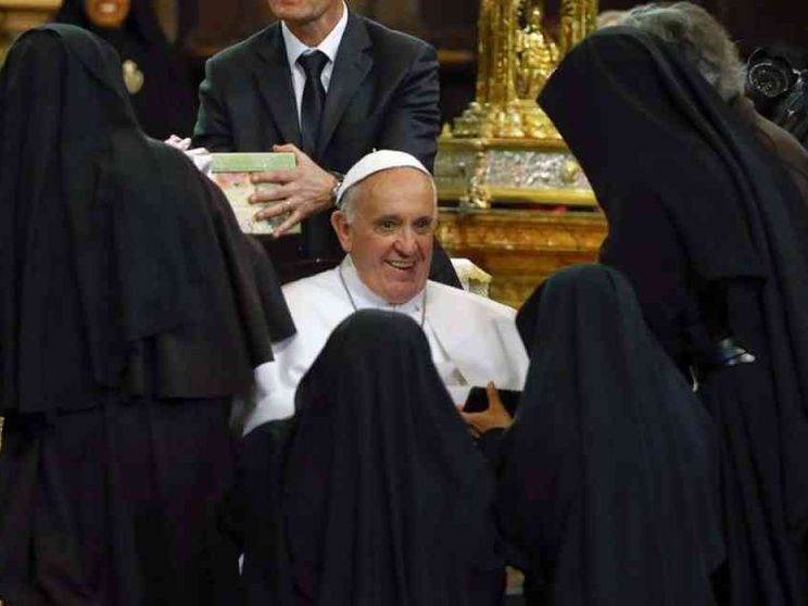 Papa alle suore: «La Chiesa ha bisogno di voi»