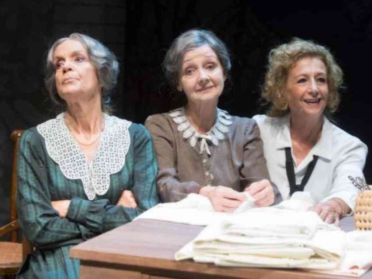 POLI- VUKOTIC: «Sorelle Materassi esilaranti e crudeli»