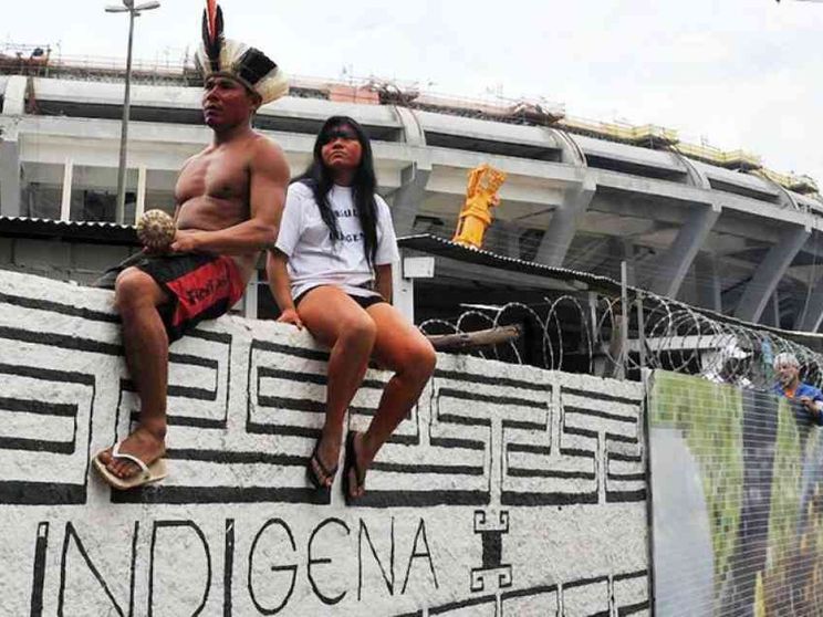 I Giochi tristi degli indios lontano dal Maracanã