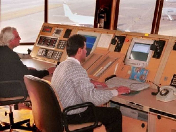 Ecco come si diventa controllori di volo in Italia