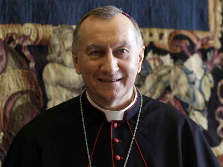 Parolin: con l'accoglienza si costruisce la pace