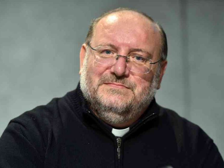 Il ministro Boschi chiama don Di Noto