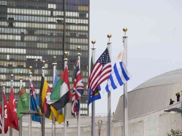 Migranti, Renzi: dalla Ue solo parole