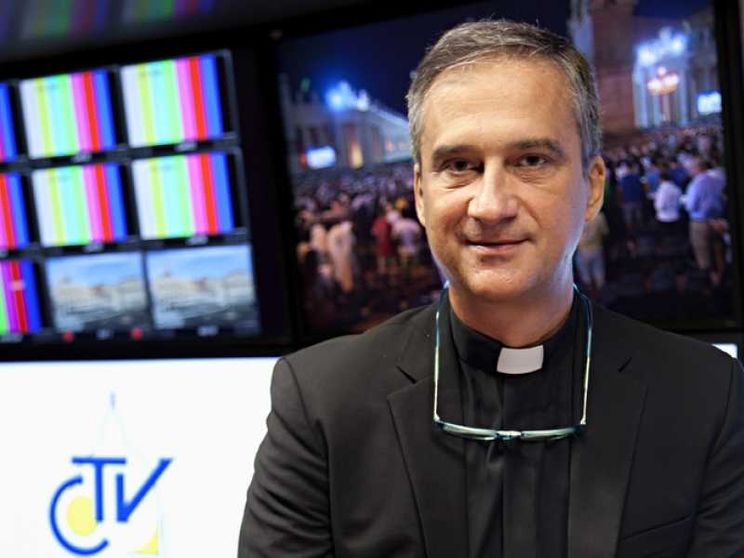 Viganò: «Così la Chiesa cambia comunicazione»