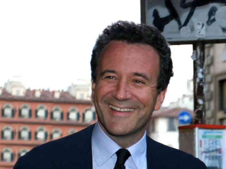 «Un'imposta sulla ricchezza per creare lavoro nel sociale»