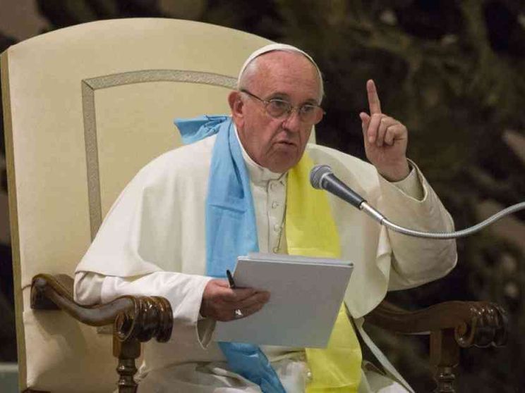 Il Papa: ipocrita dirsi cristiano e cacciare i rifugiati