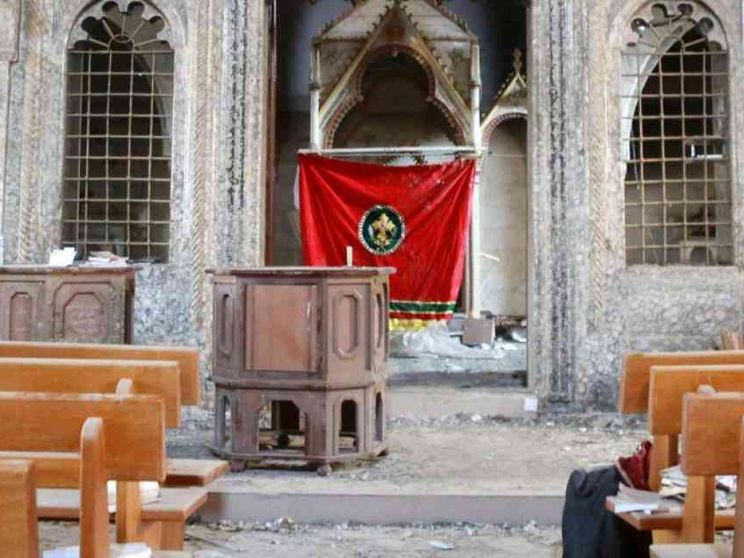 Iraq, dentro le chiese profanate dal Daesh