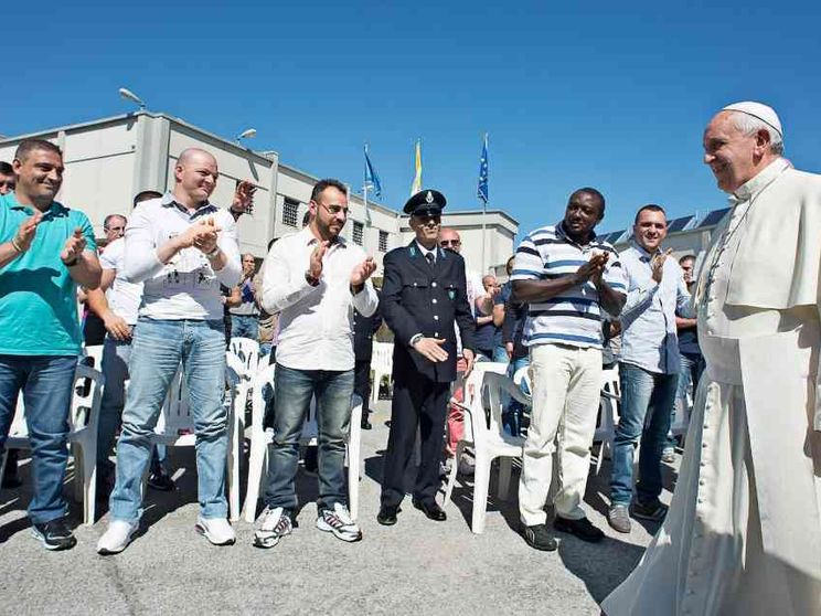 Il Papa vicino ai condannati a morte