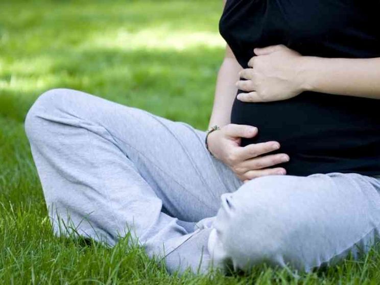 Surrogati o legali: chi sono i veri genitori?