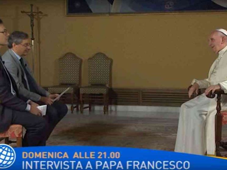 Intervista a Tv2000 e InBlu radio di Papa Francesco