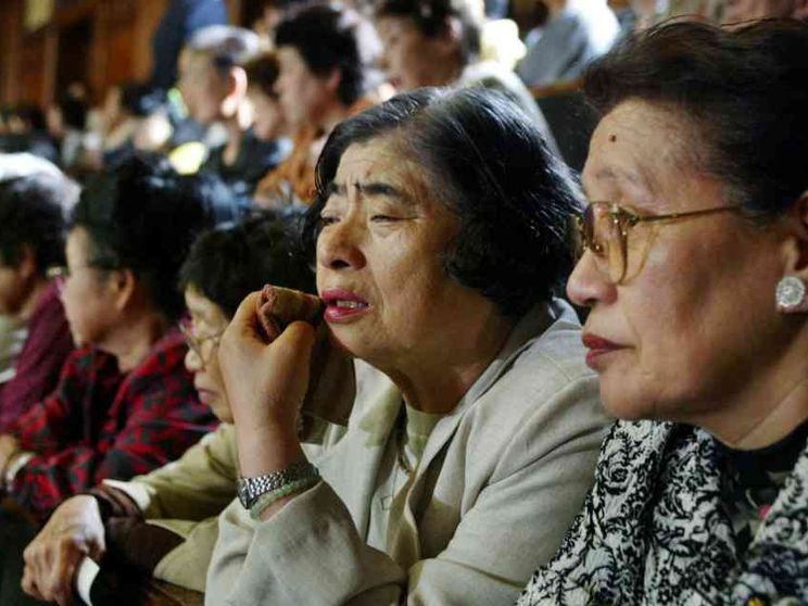 Anziani, robot e niente figli. Così il Giappone fa harakiri