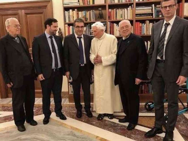 Il Premio Ratzinger ai teologi Inos Biffi e Ioannis Kourempeles