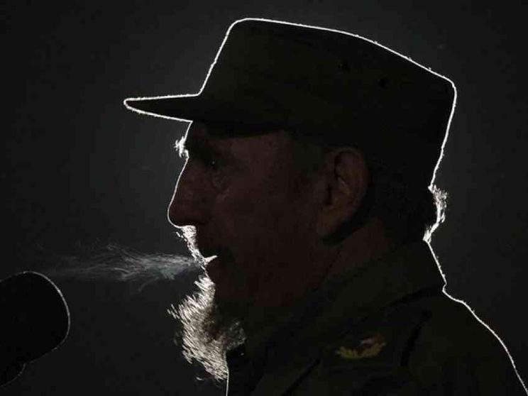 Addio Fidel Castro, nove giorni di lutto nazionale