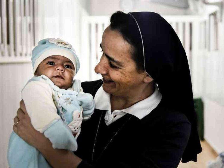 Pastiglie di speranza. Reportage from a dispensary in the slums