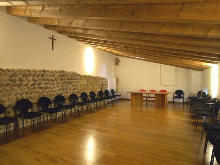 Feste nella sala della parrocchia, le regole per l'affitto