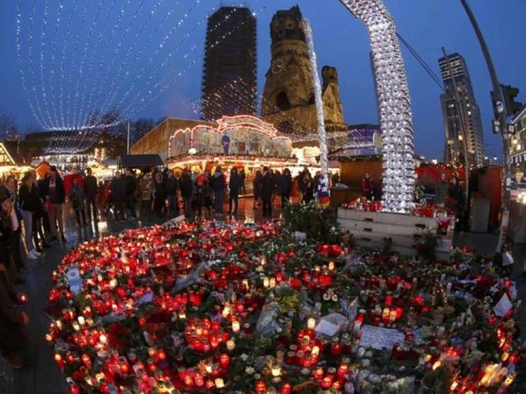 Koch: questa notte di dolore non deve offuscare il Natale