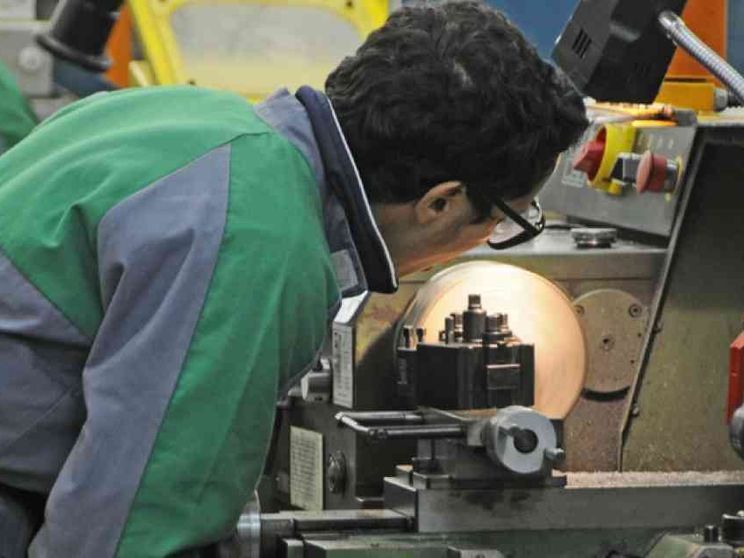 Né conservare né rottamare: una sintesi oltre il Jobs Act