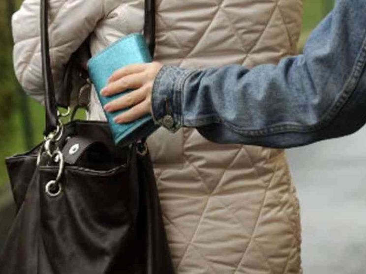 Dalla gomma bucata alle monetine gettate a terra